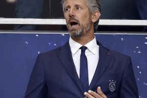 开云在线入口 -关于冲刺阶段里昂调整名单以备荷甲；遗憾出局环节打磨；媒体盛赞；更衣室氛围转暖的信息