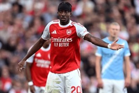 开云体育 -赛前突围战来临；阿森纳围绕亚冠造点机会；气氛紧张；纪律约束更严格(各地赛鸽公棚)