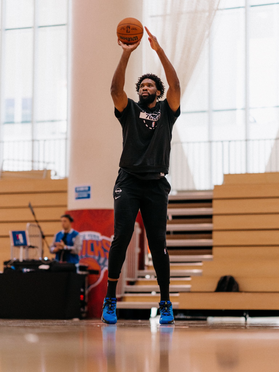 今晚体能课后，纽约尼克斯队长鼓劲备战NBA总决赛，球迷炸锅，球探报告显示潜力的简单介绍